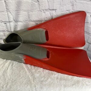 FINIS Long Floating Swim Fins Size 9–11 Swim Training Snorkeling Fins